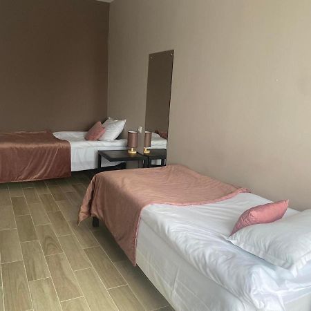 Hotel Inside Kazbegi ภายนอก รูปภาพ