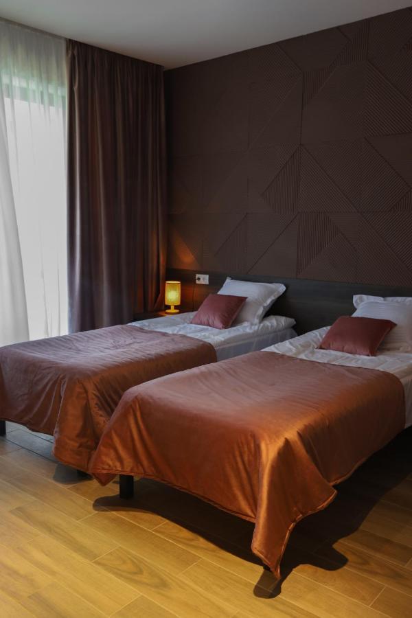 Hotel Inside Kazbegi ภายนอก รูปภาพ